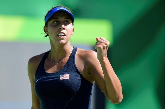 学生代表自 学生代表自